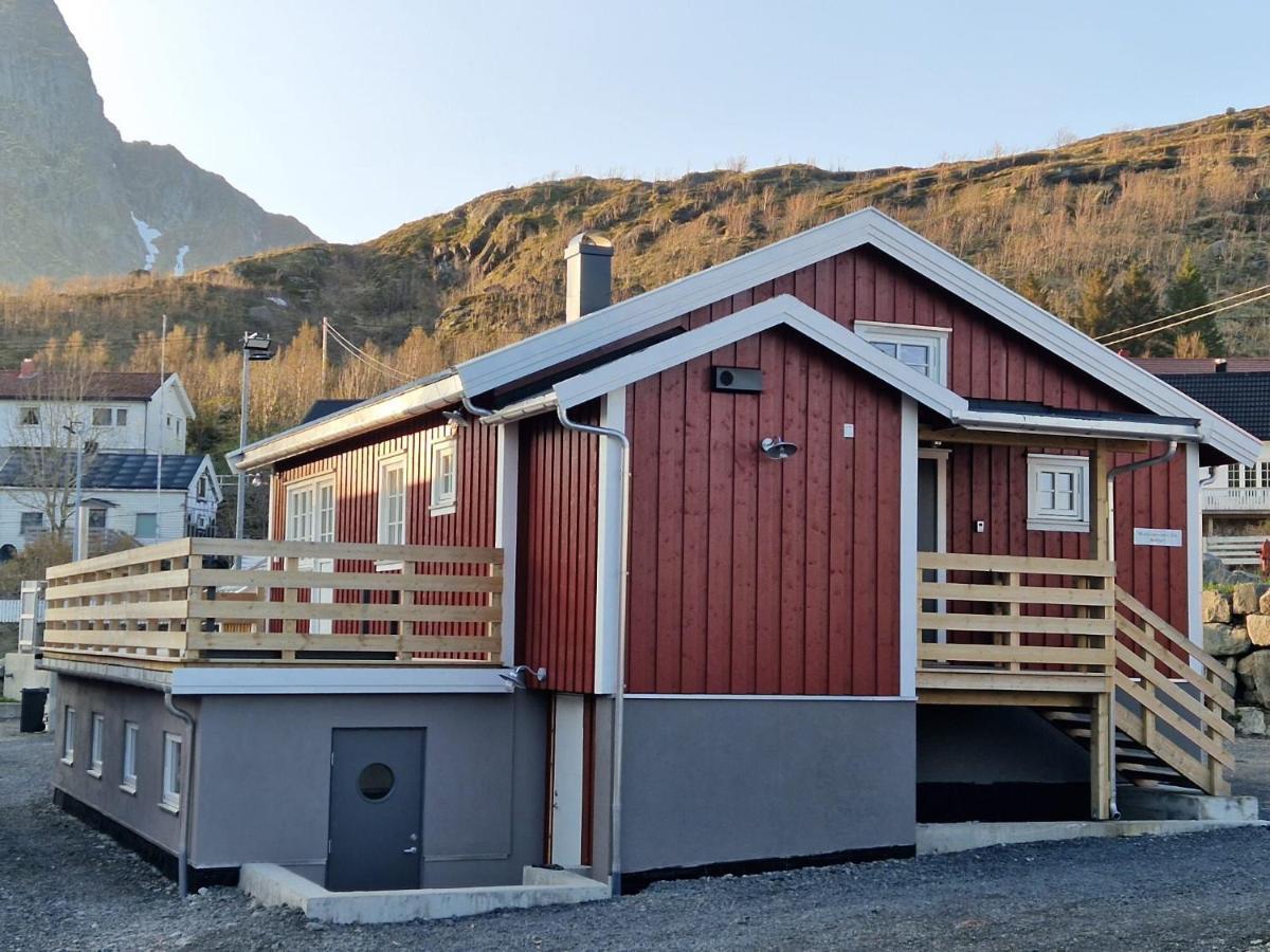 Villa Andoy Vest Rorbuer Reine Exterior foto